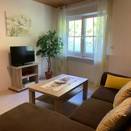 Weinberg Apartment